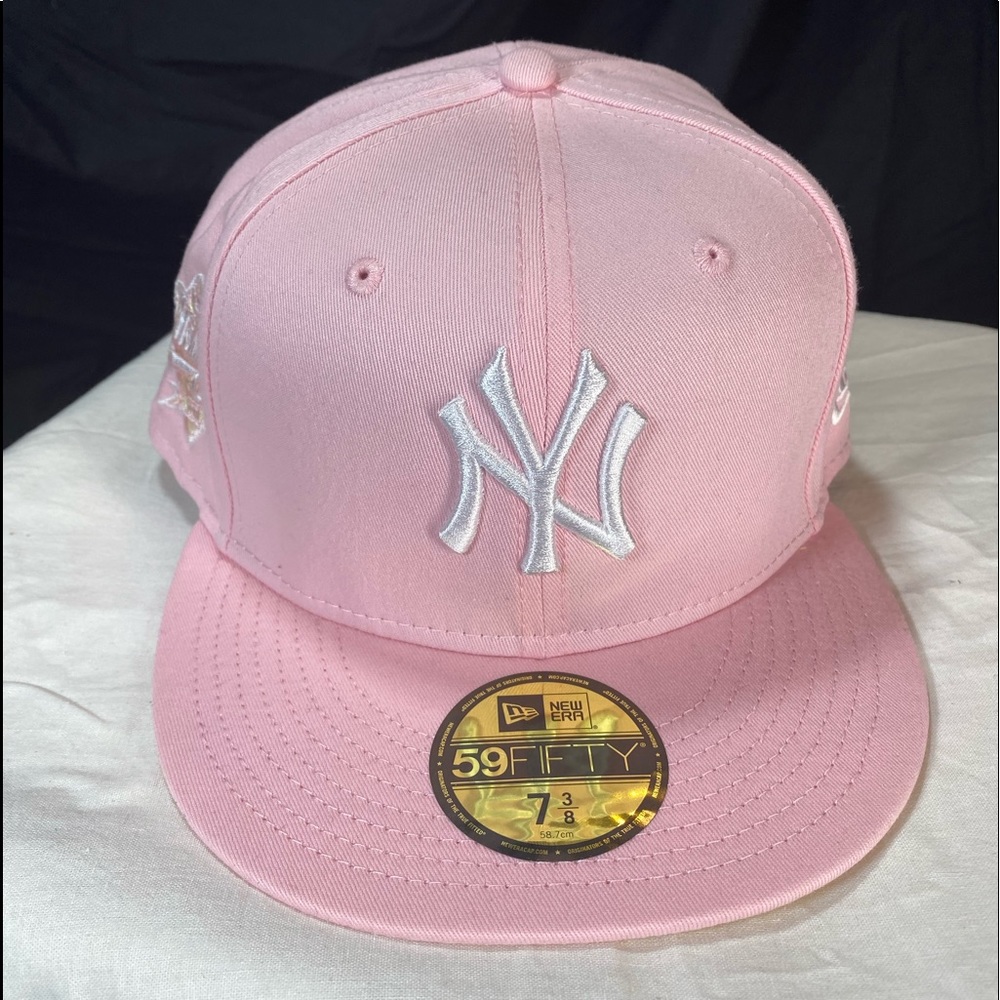 New era NY Yankees Pink hat